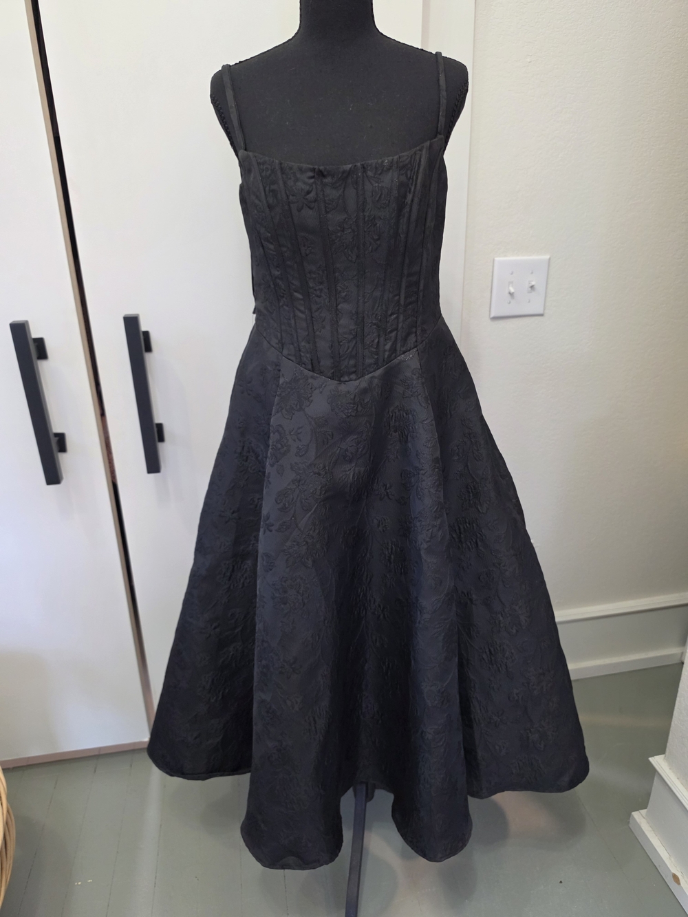 Elegant Black Brocade Midi Dress with Corset Bodice